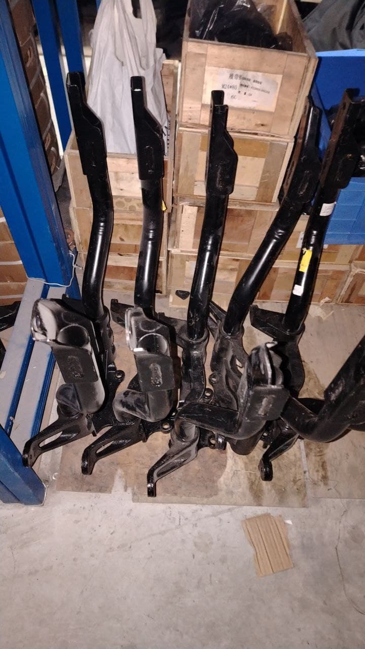 Oldingi bamperni mahkamlash uchun chap qavs 2803645-1801 FAW J6 L/R - 2